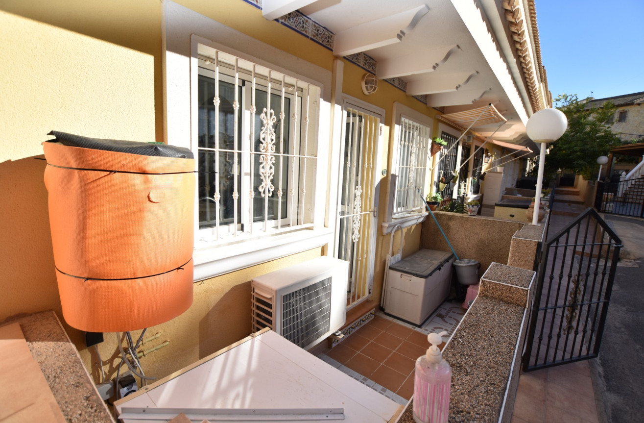 Odsprzedaż - Kamienica - Algorfa - Inland