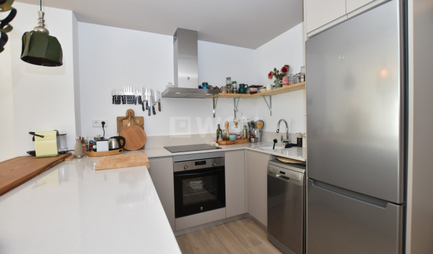 Odsprzedaż - Mieszkanie w bloku - Vistabella Golf Entre Naranjos - Inland