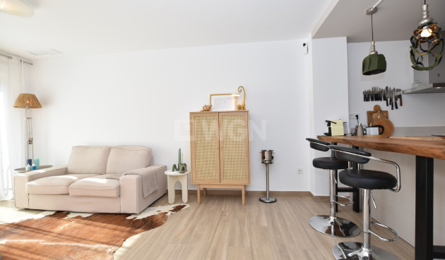 Odsprzedaż - Mieszkanie w bloku - Vistabella Golf Entre Naranjos - Inland