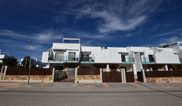 Odsprzedaż - Mieszkanie w bloku - Vistabella Golf Entre Naranjos - Inland