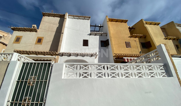 Odsprzedaż - Kamienica - Los Balcones - Costa Blanca