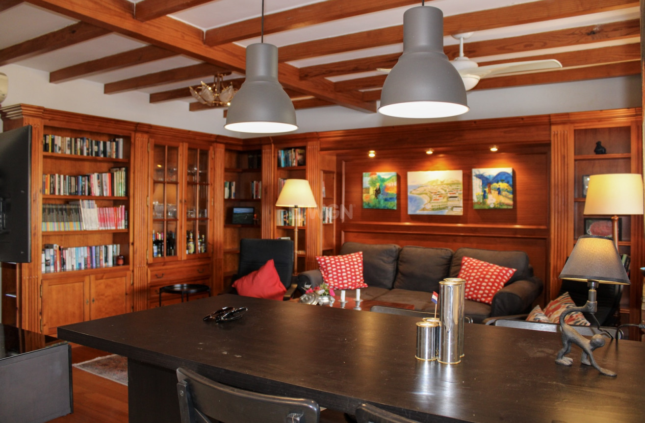 Odsprzedaż - Mieszkanie w bloku - Nerja - Costa del Sol