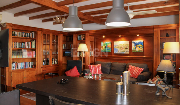 Odsprzedaż - Mieszkanie w bloku - Nerja - Costa del Sol