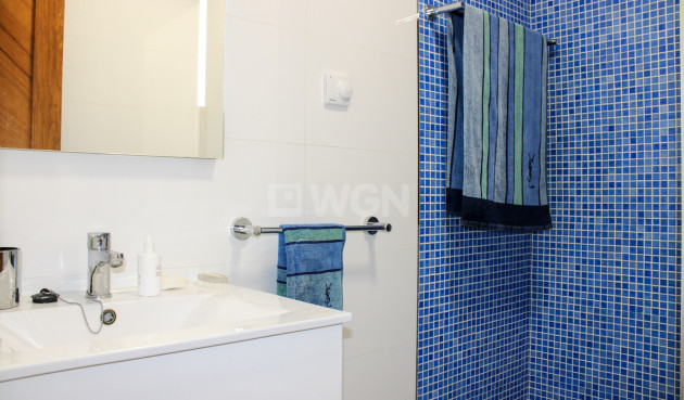 Odsprzedaż - Mieszkanie w bloku - Nerja - Costa del Sol