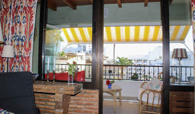 Odsprzedaż - Mieszkanie w bloku - Nerja - Costa del Sol