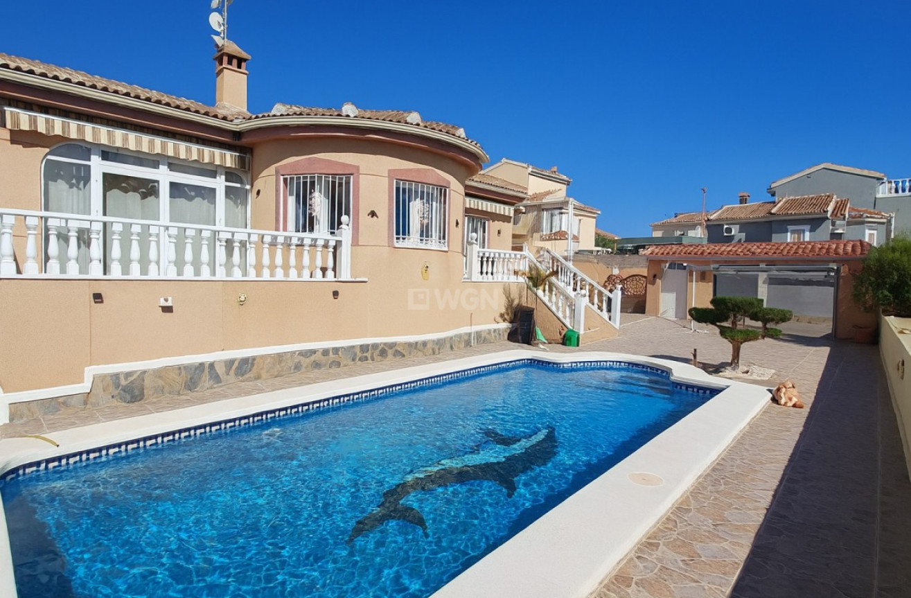 Odsprzedaż - Villa - Benimar - Costa Blanca
