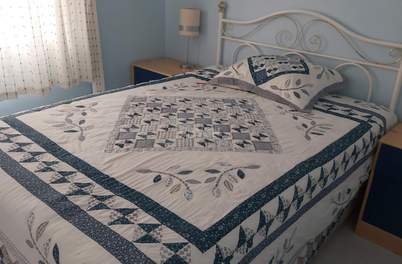 Odsprzedaż - Villa - Benimar - Costa Blanca