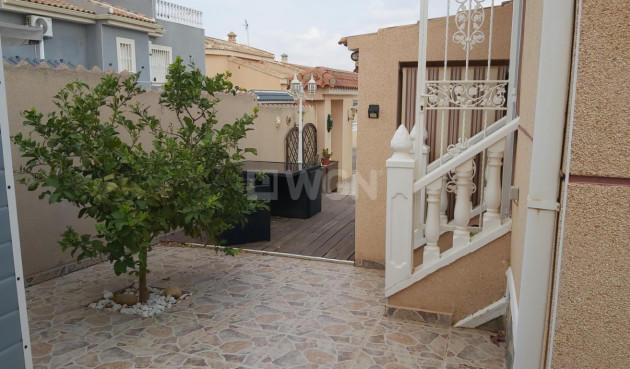 Odsprzedaż - Villa - Benimar - Costa Blanca