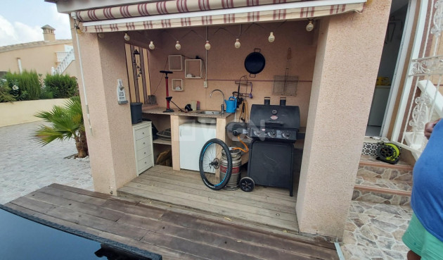 Odsprzedaż - Villa - Benimar - Costa Blanca