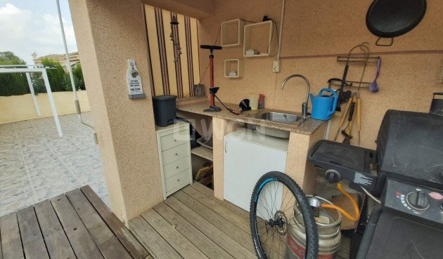 Odsprzedaż - Villa - Benimar - Costa Blanca