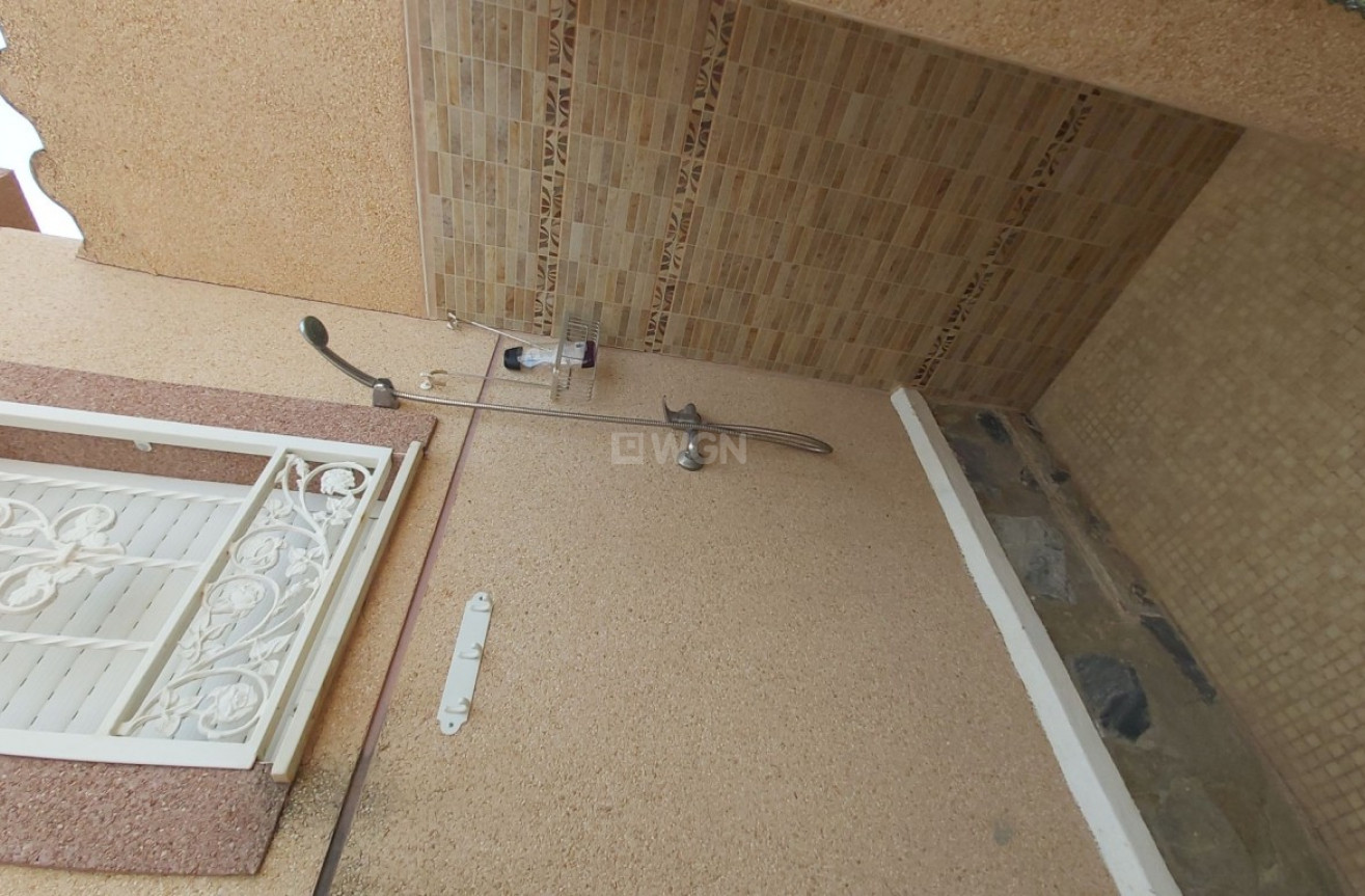 Odsprzedaż - Villa - Benimar - Costa Blanca