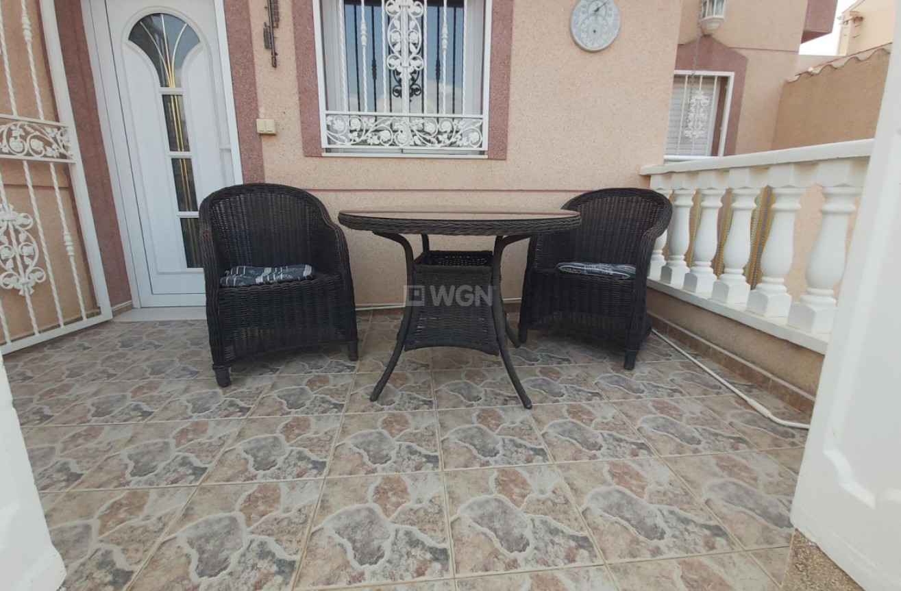 Odsprzedaż - Villa - Benimar - Costa Blanca