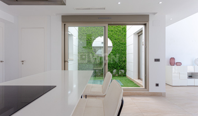 Odsprzedaż - Villa - Orihuela Costa - Costa Blanca