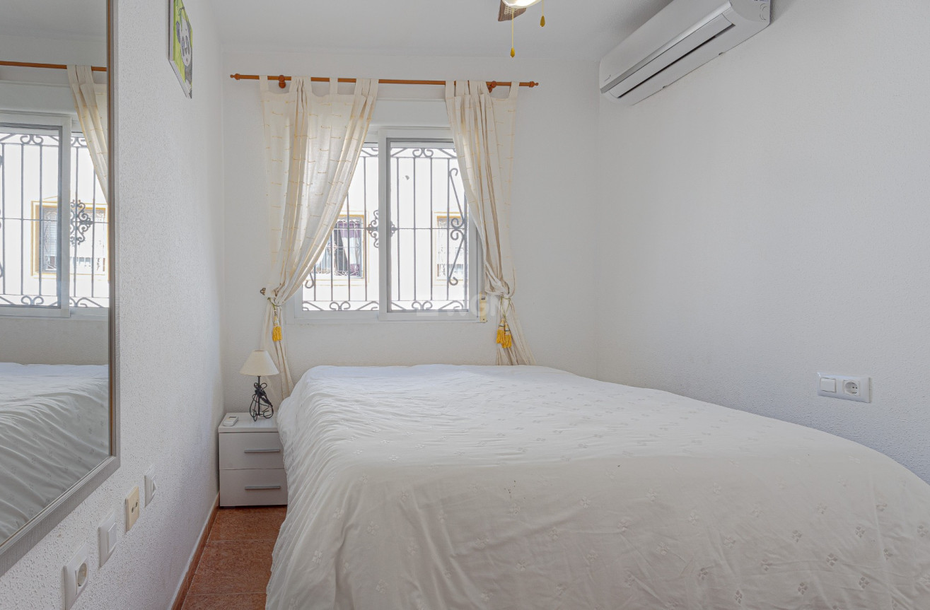 Odsprzedaż - Villa - Orihuela Costa - Costa Blanca