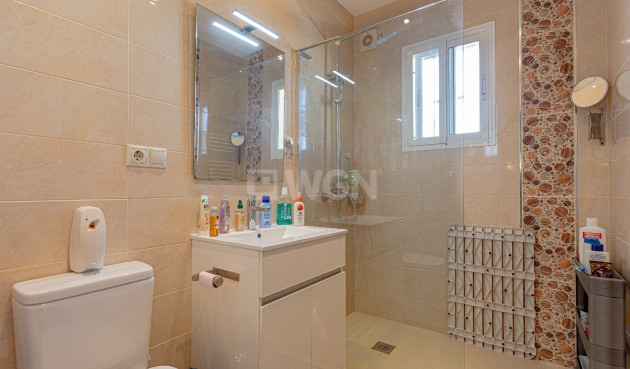 Odsprzedaż - Villa - Orihuela Costa - Costa Blanca