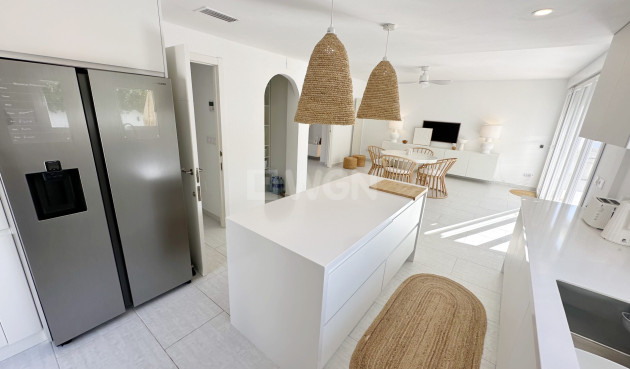 Odsprzedaż - Villa - Mar Menor Golf Resort - Inland