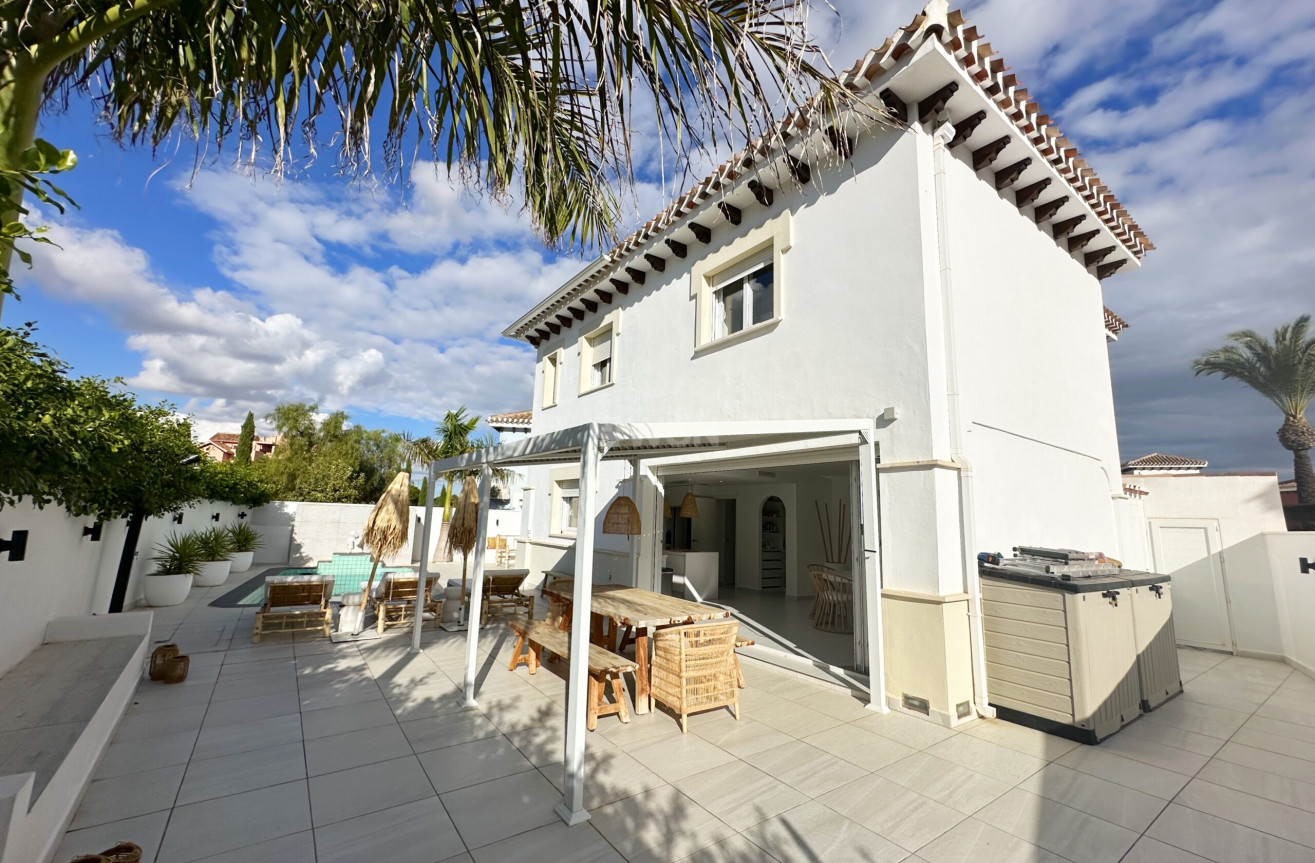 Odsprzedaż - Villa - Mar Menor Golf Resort - Inland