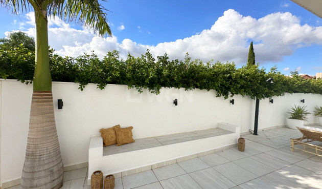 Odsprzedaż - Villa - Mar Menor Golf Resort - Inland