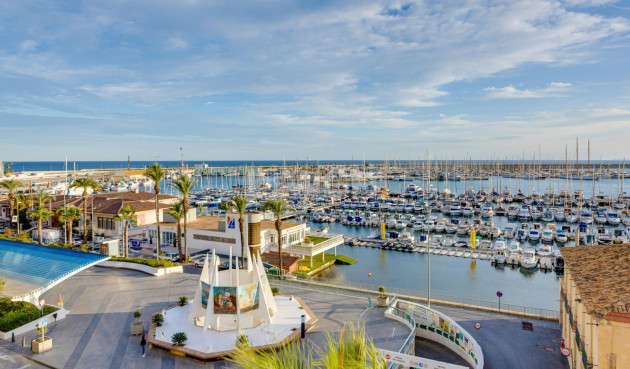 Odsprzedaż - Mieszkanie w bloku - Torrevieja - Playa del Cura