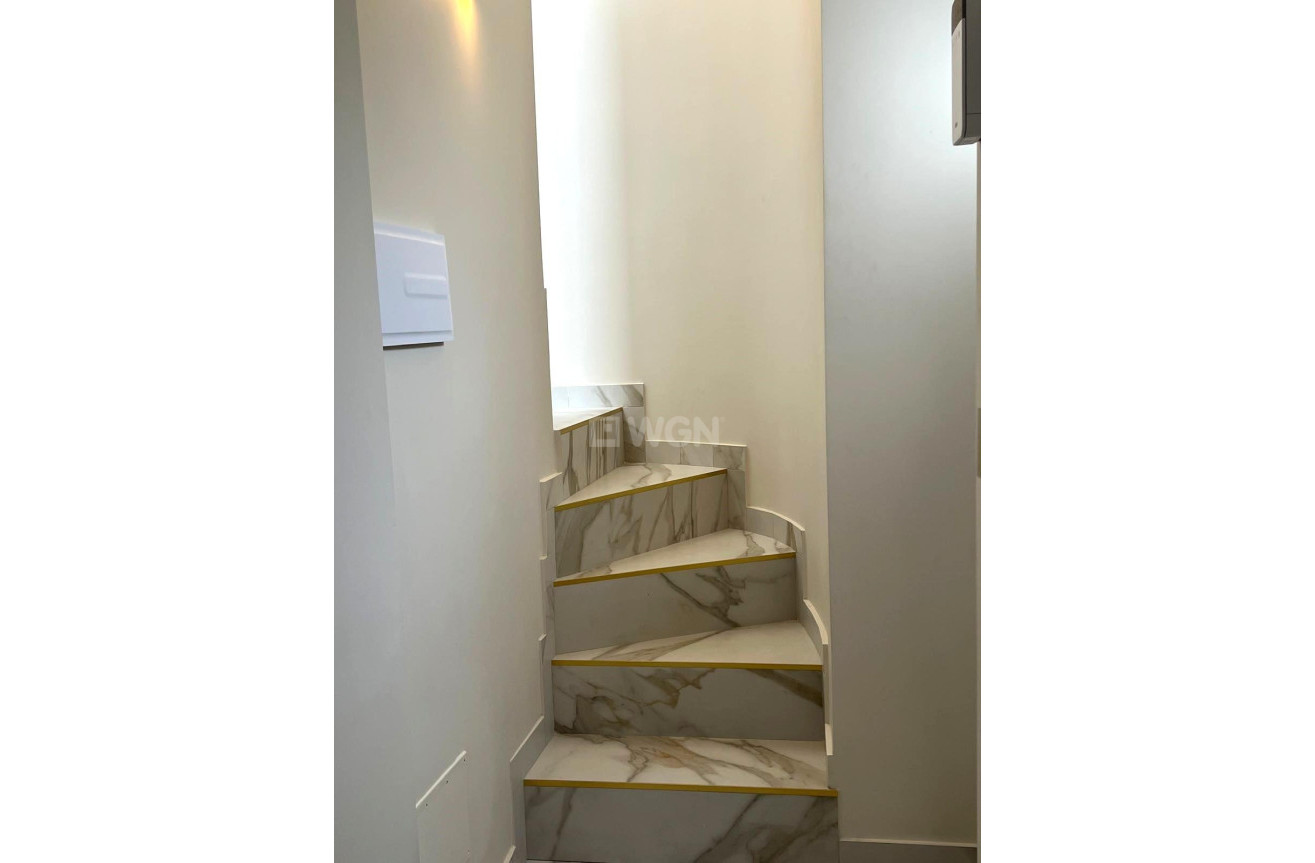 Odsprzedaż - Villa - Orihuela Costa - Playa Flamenca