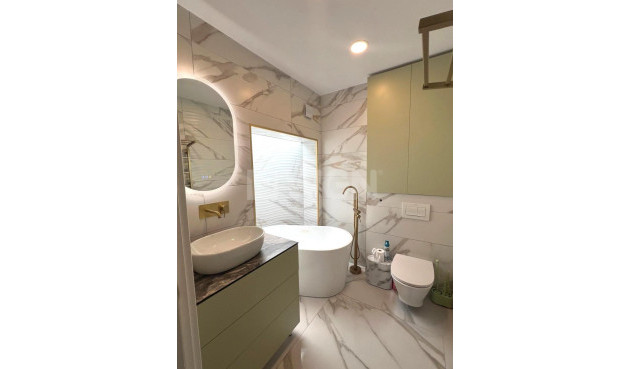 Odsprzedaż - Villa - Orihuela Costa - Playa Flamenca