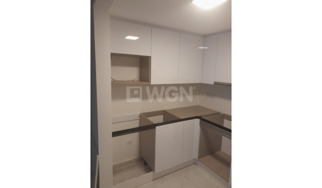 Odsprzedaż - Kamienica - Torrevieja - aguas nuevas