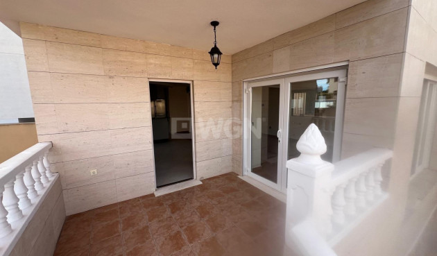 Odsprzedaż - Villa - Orihuela Costa - Villamartín-las Filipinas