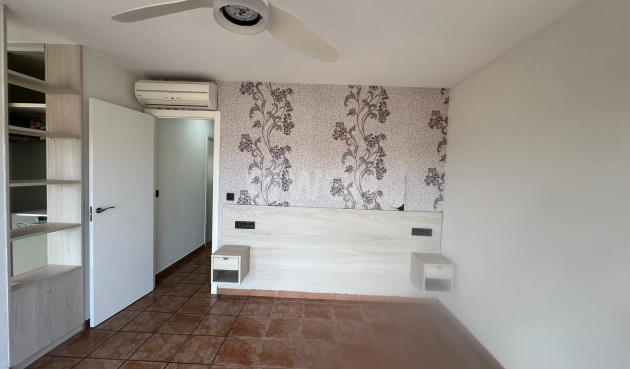 Odsprzedaż - Villa - Orihuela Costa - Villamartín-las Filipinas