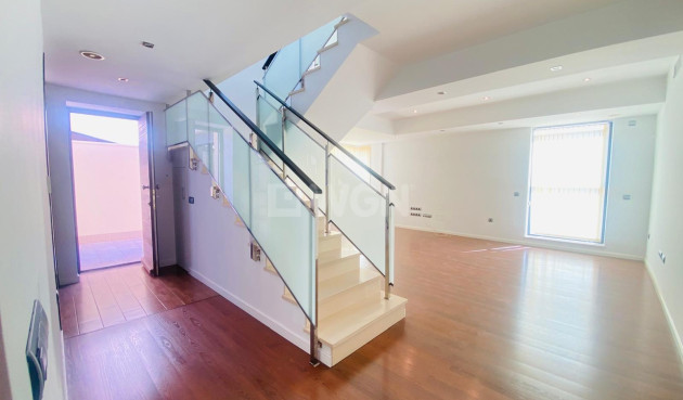 Odsprzedaż - Villa - Santiago de la ribera - San blas