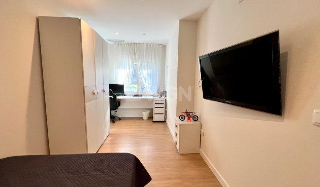 Odsprzedaż - Villa - Elda - Inland