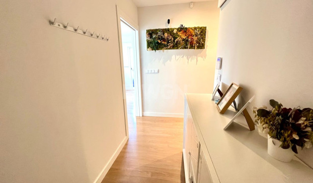 Odsprzedaż - Villa - Elda - Inland