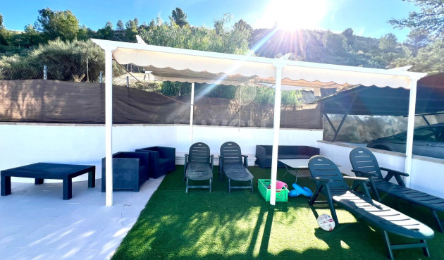 Odsprzedaż - Villa - Elda - Inland