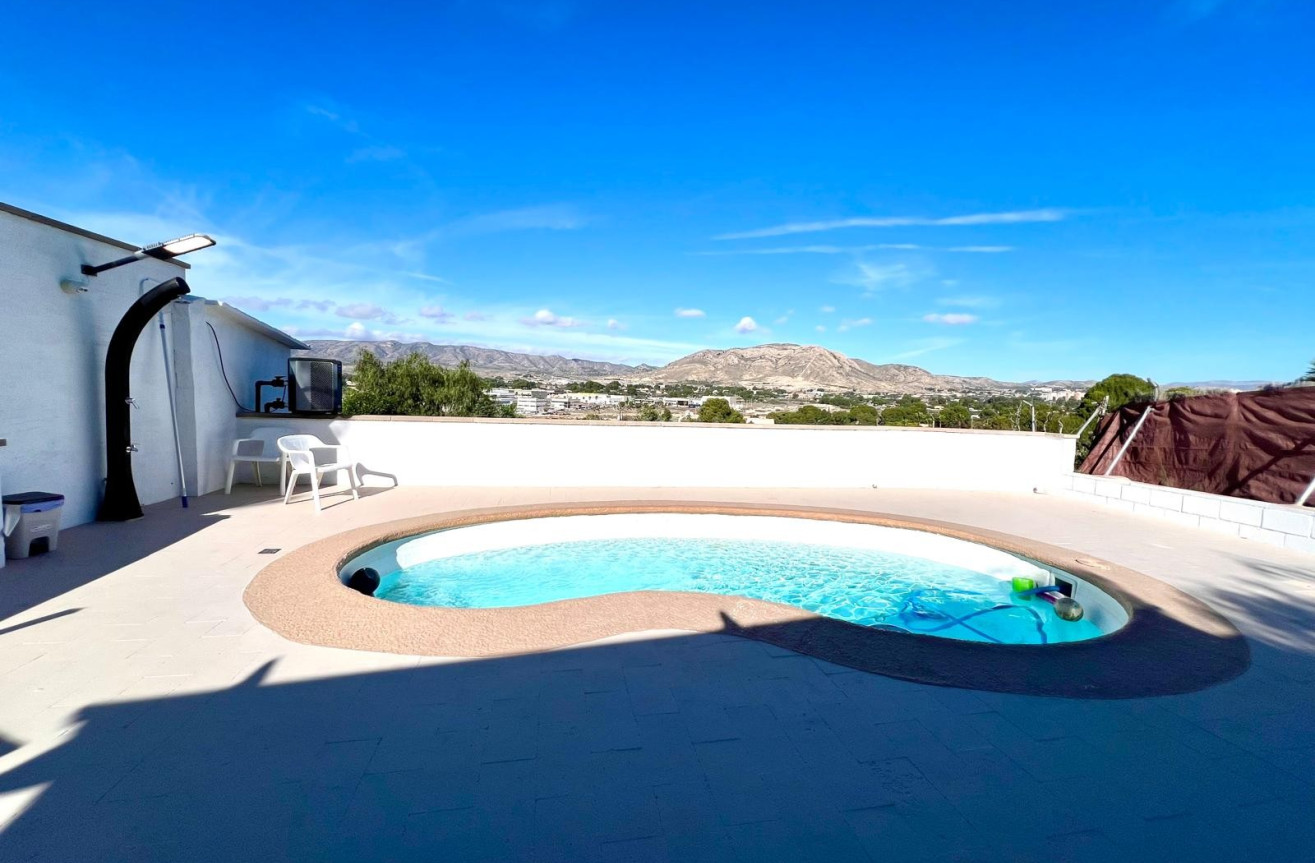 Odsprzedaż - Villa - Elda - Inland