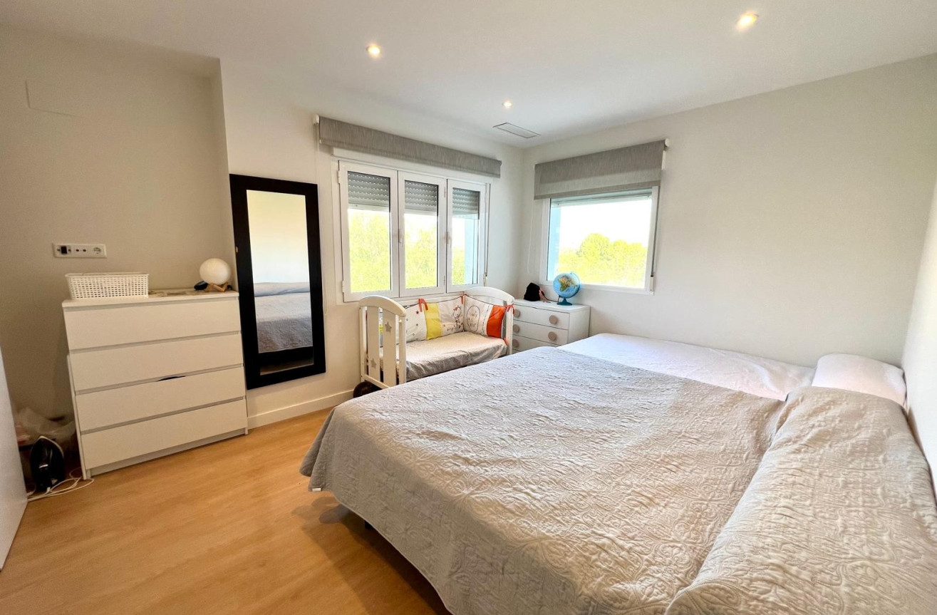 Odsprzedaż - Villa - Elda - Inland