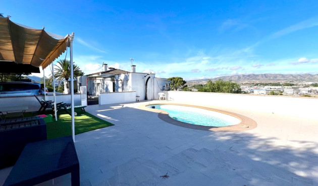 Odsprzedaż - Villa - Elda - Inland