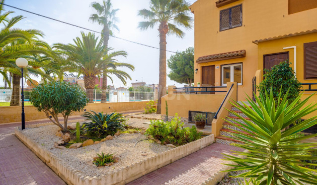 Odsprzedaż - Mieszkanie w bloku - Torrevieja - Costa Blanca