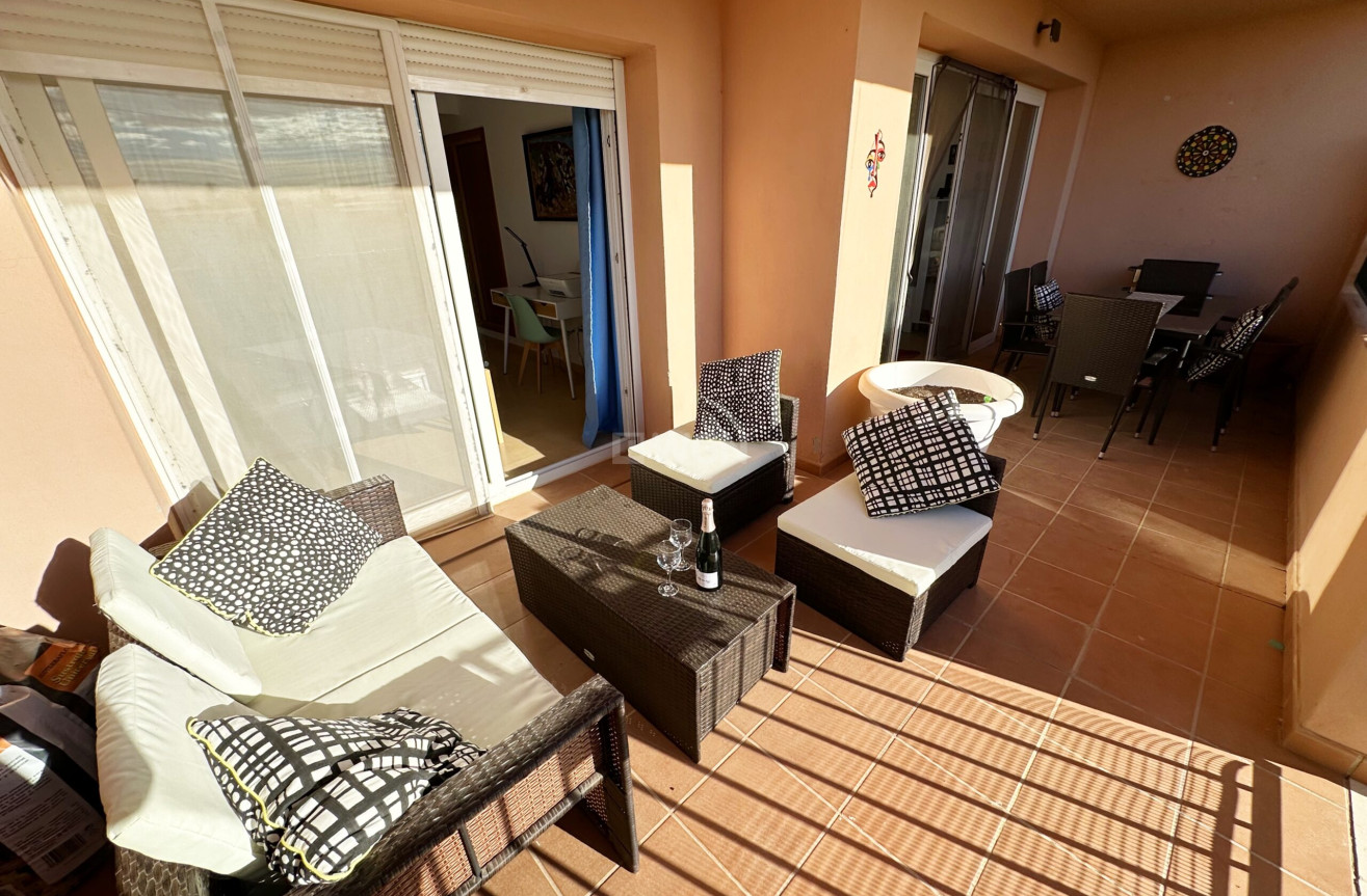 Odsprzedaż - Mieszkanie w bloku - Mar Menor Golf Resort - Inland