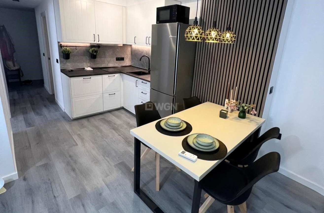 Odsprzedaż - Mieszkanie w bloku - Torrevieja - Curva Del Palangre