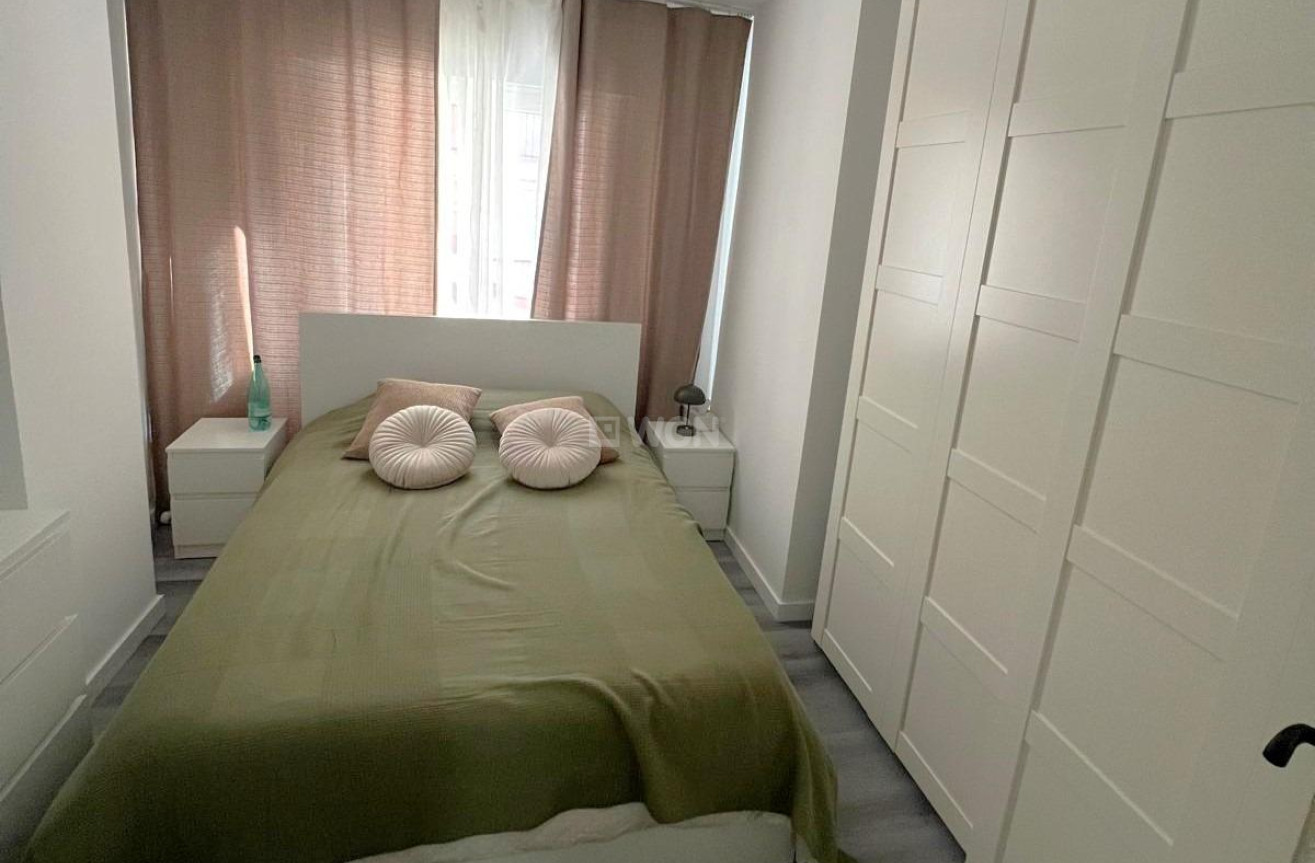 Odsprzedaż - Mieszkanie w bloku - Torrevieja - Curva Del Palangre