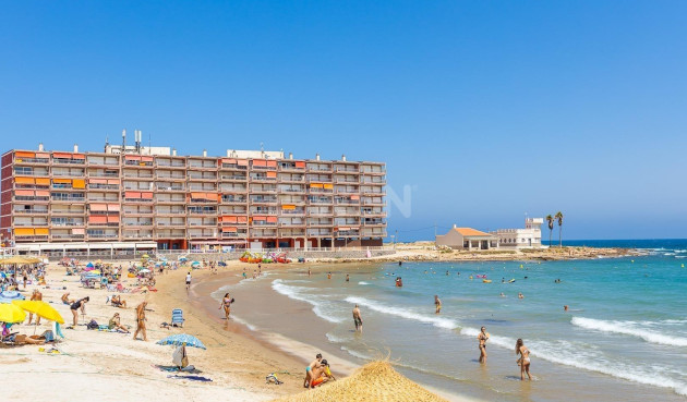 Odsprzedaż - Mieszkanie w bloku - Torrevieja - Curva Del Palangre
