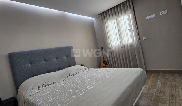 Odsprzedaż - Villa - Dolores - Sector 4