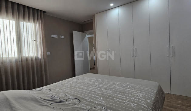 Odsprzedaż - Villa - Dolores - Sector 4