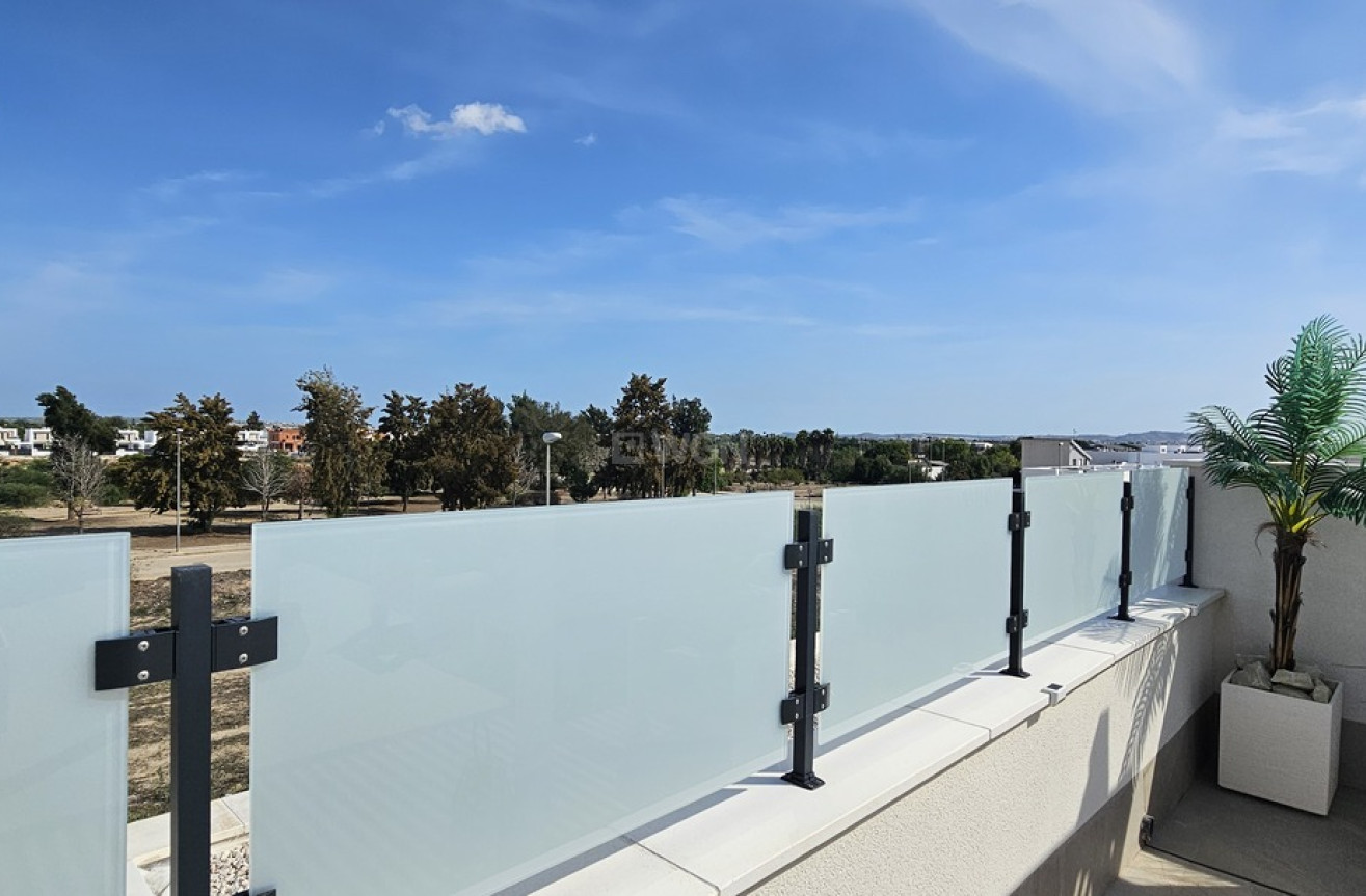 Odsprzedaż - Villa - Dolores - Sector 4