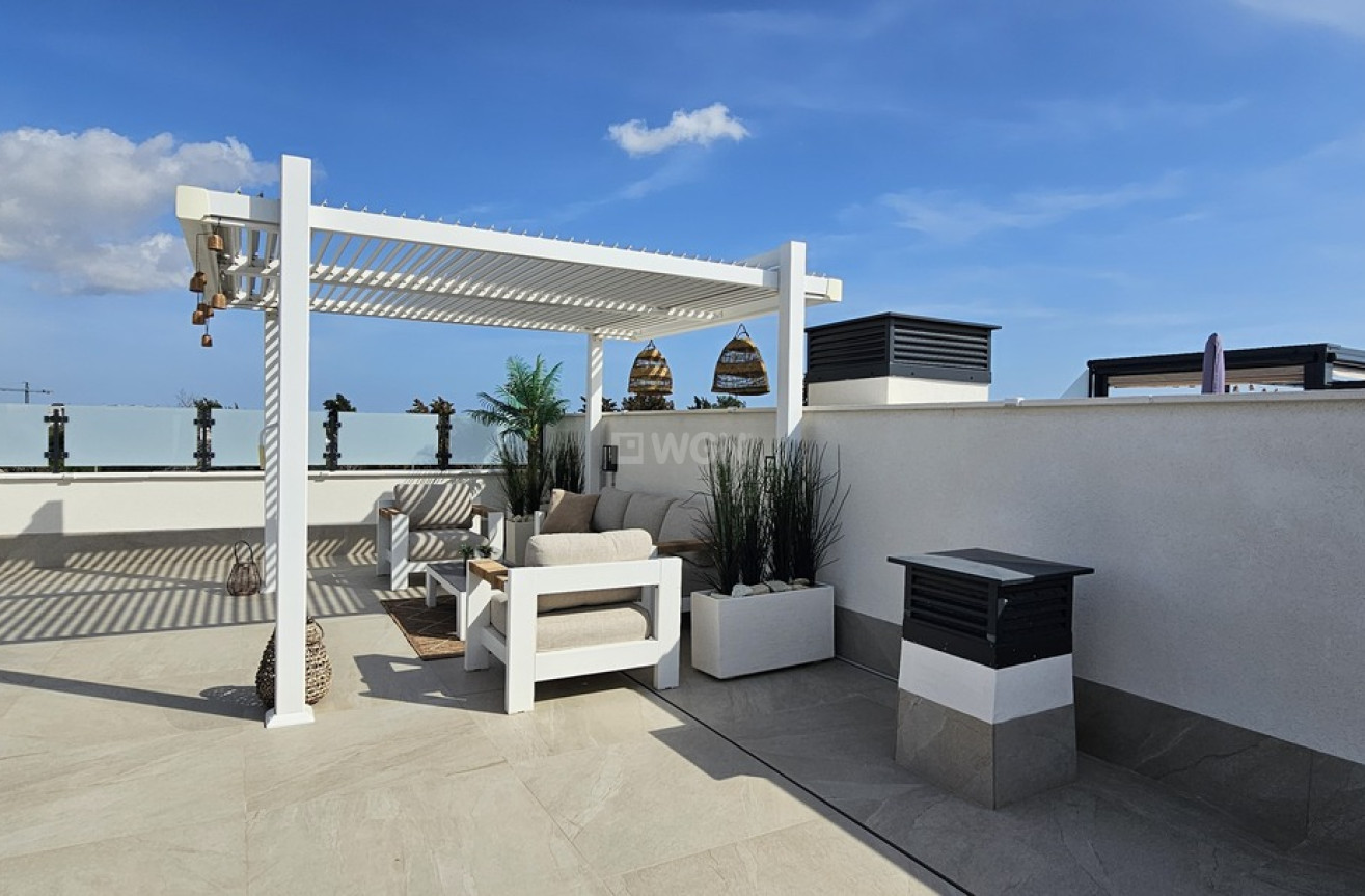 Odsprzedaż - Villa - Dolores - Sector 4