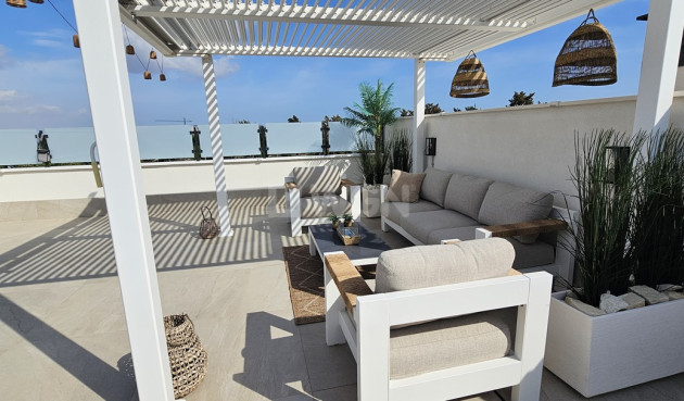 Odsprzedaż - Villa - Dolores - Sector 4