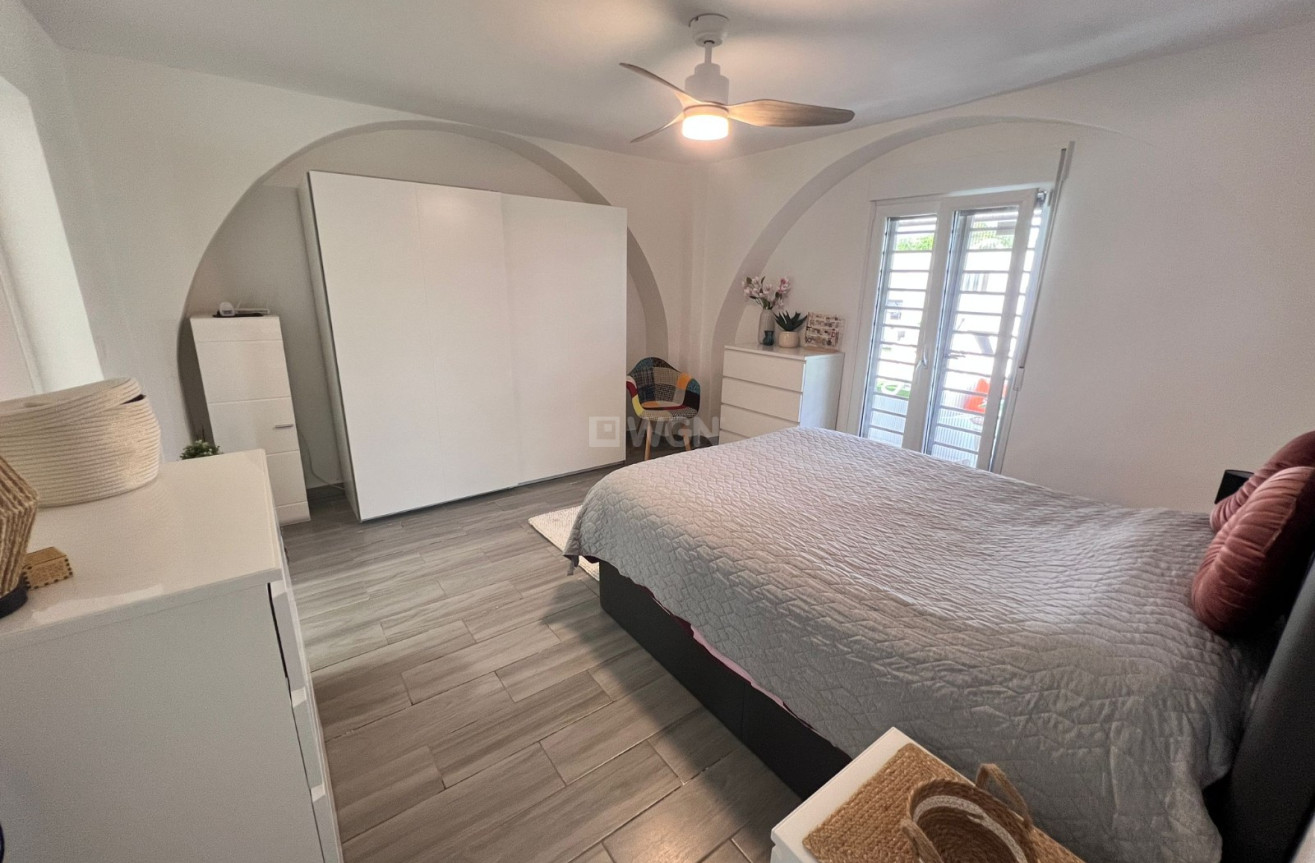 Odsprzedaż - Villa - Elche Pedanías - Inland