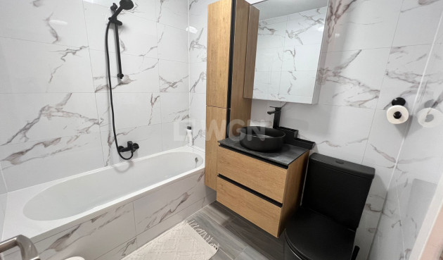 Odsprzedaż - Villa - Elche Pedanías - Inland