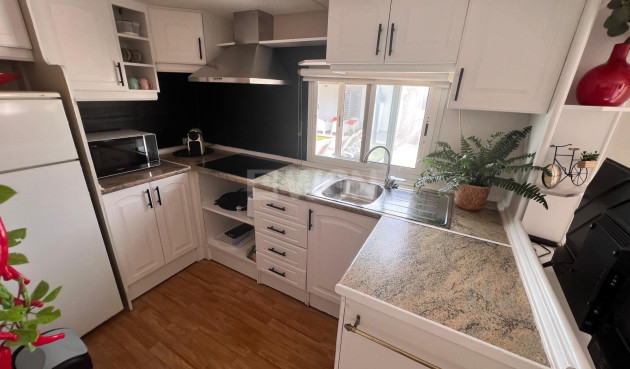 Odsprzedaż - Villa - Elche Pedanías - Inland