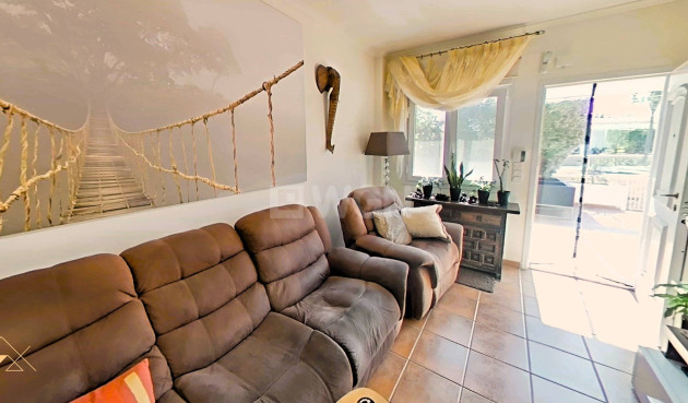 Odsprzedaż - Kamienica - Pilar de la Horadada - Mil Palmeras