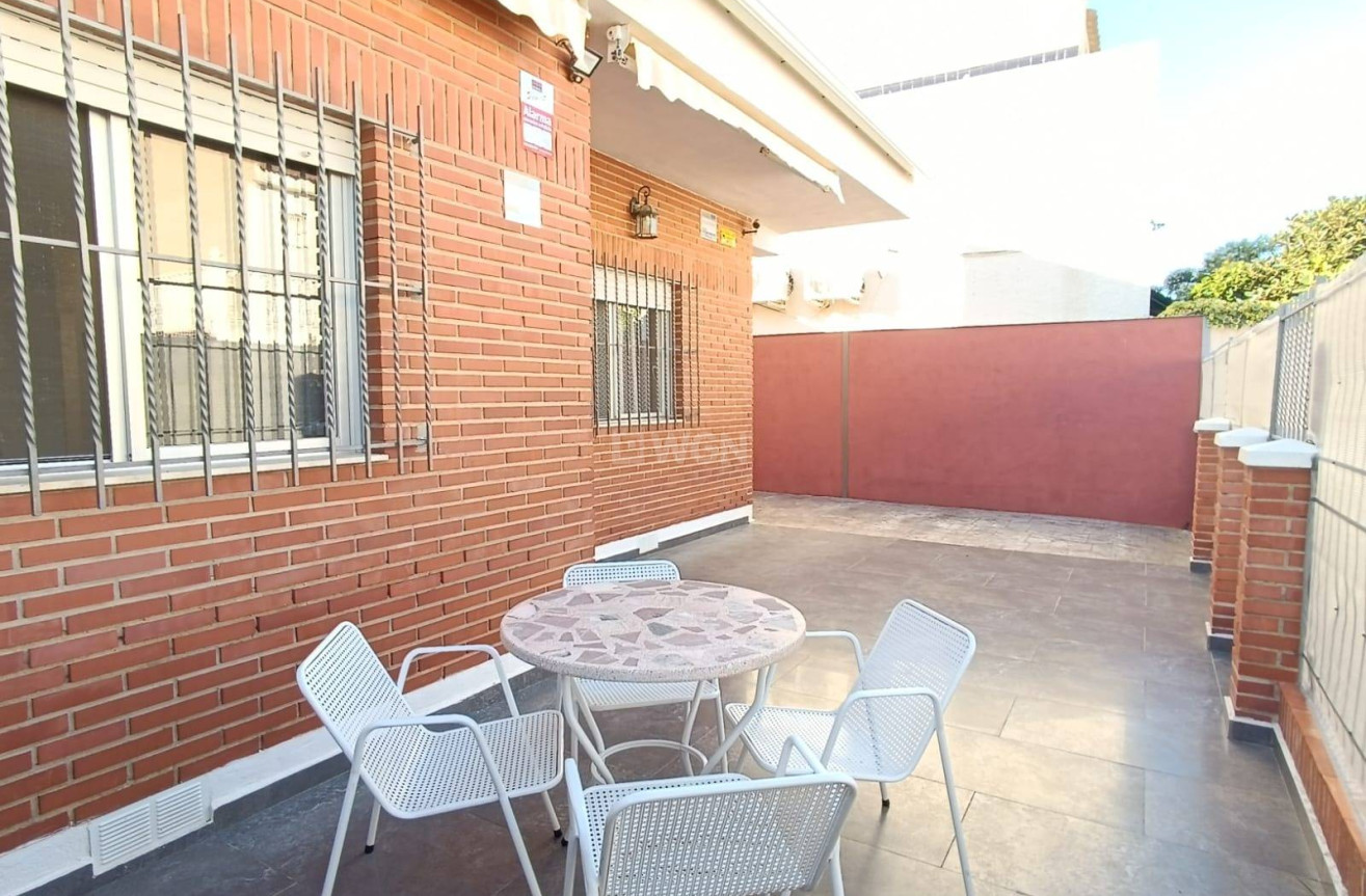 Odsprzedaż - Villa - San Pedro del Pinatar - Los Cuarteros